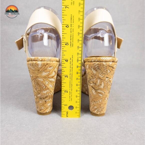 Arturo Chiang White Nude Wedge Summer Sandals Ankle Strap Neutral Women's Size 8 - Picture 7 of 12